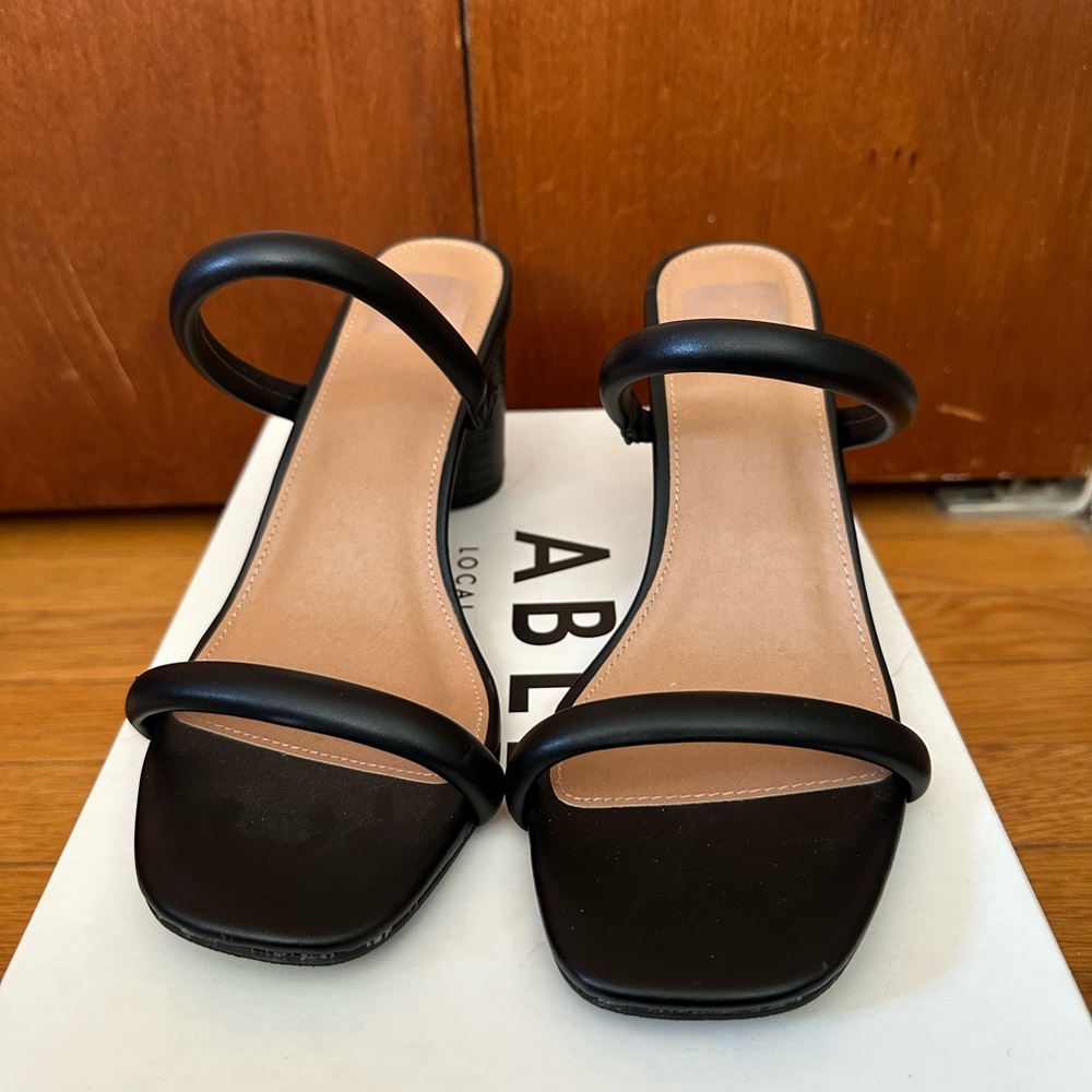 Dolce Vita Black Heels